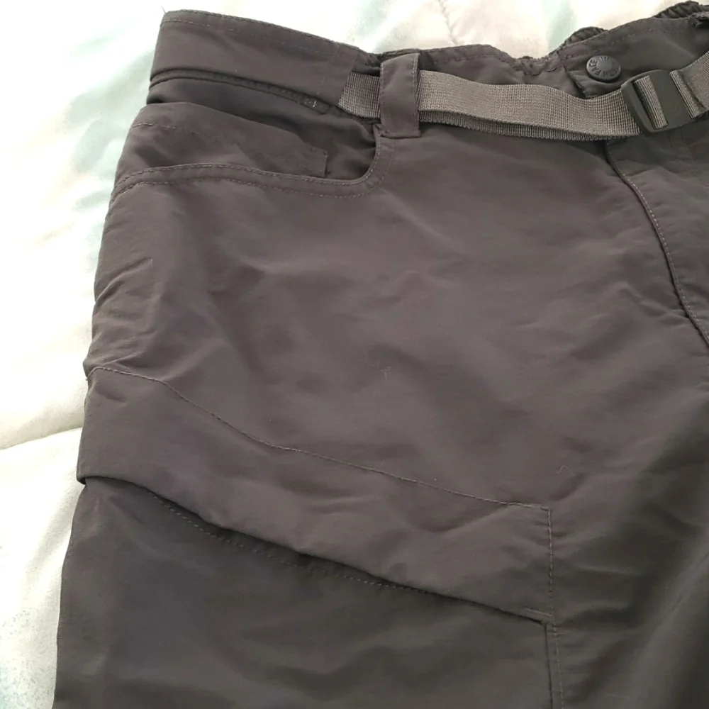 The North Face Shorts Size M